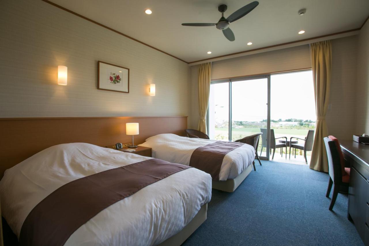 Sakura Resort Hotel Ishigaki Ishigaki  Extérieur photo