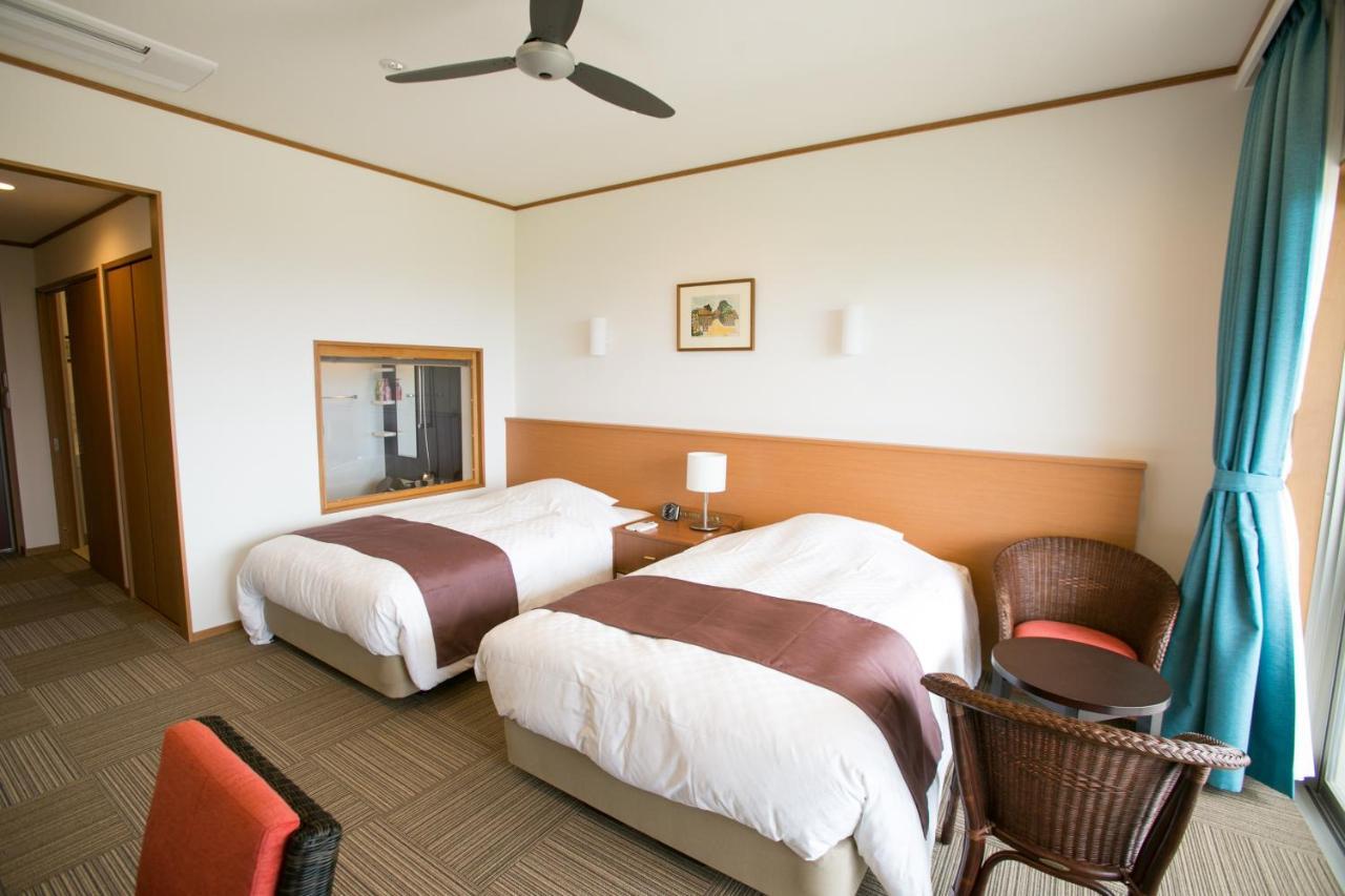 Sakura Resort Hotel Ishigaki Ishigaki  Extérieur photo